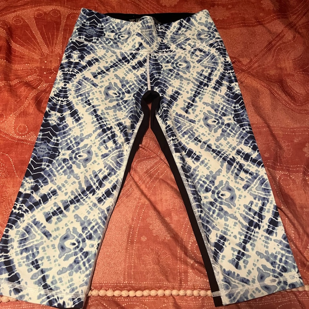 VSX SPORT Knockout by Victoria’s Secret Crop Capri